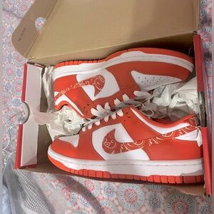 Nike Dunk Low Orange Size 6.5